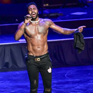 Auf der Bühne: Jason Derulo wird für Pinkelpause ausgebuht