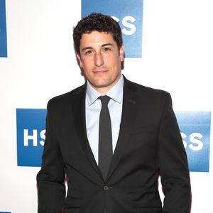 Mülltonne durchsucht: So schlimm war Jason Biggs Drogensucht