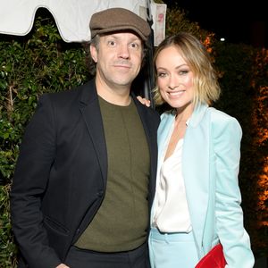 Trotz Unterhaltsstreits: Olivia Wilde mit Ex Jason unterwegs
