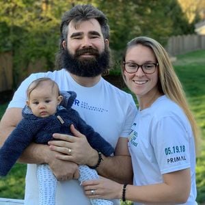 Babysitter trotz Ehemann: Kylie Kelce kontert Vorwürfe