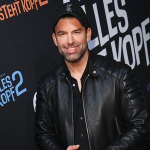 Jay Khan packt weitere Details zur sexuellen Belästigung aus