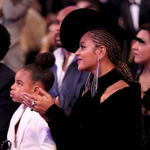 Alkohol während der Stillzeit?! Beyoncé kassiert Shitstorm