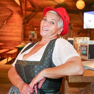 "Forsthaus Rampensau"-Jazz Gitti kämpft gegen Hautkrebs