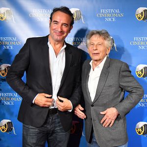 Jean Dujardin sorgt für Massenauflauf in Paris