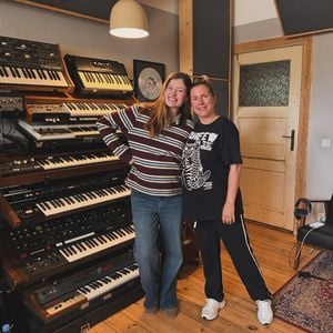 Schwangere Jeanette Biedermann strahlt ganz ohne Schminke