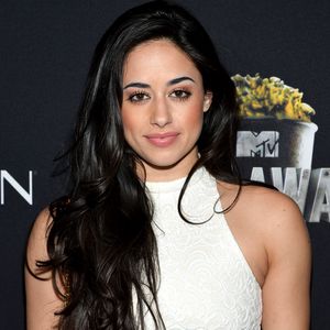 "Roswell"-Star Jeanine Mason erwartet ihr erstes Kind