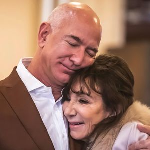 Kurz nach Hochzeit: Jeff Bezos trauert um seine Mutter