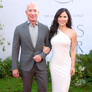 Nach Hochzeit: Jeff Bezos und Lauren feiern auf Geisterinsel