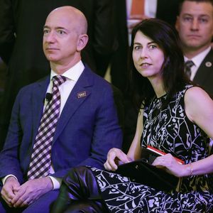 Nach einem Jahr: Scheidung bei Jeff Bezos' Ex MacKenzie?