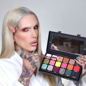 Haare in Conspiracy-Palette: Jeffree Star entschuldigt sich!