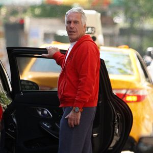 Gruselig: Hier kann man Jeffrey Epsteins E-Mails durchsuchen