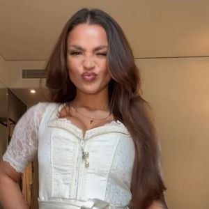 Das hält "Love Island VIP"-Jeje von Janniks Flirt mit Bill