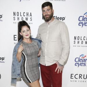 Weil ihr Ex zuschlug: "Teen Mom"-Jenelle gesteht Fehlgeburt
