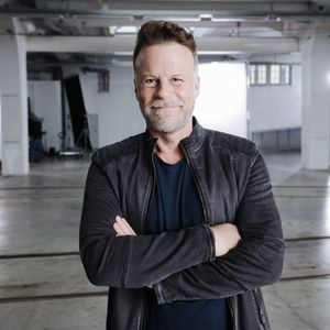 "Entstellt": So reagierte Jenkes Mutter auf seine Beauty-OPs