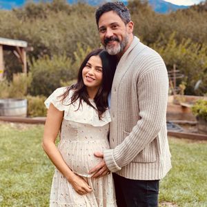 Schwangere Jenna Dewan & Steve feiern Familien-Thanksgiving
