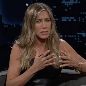 Nach Stalking-Schreck: Jennifer Aniston setzt auf Heilsteine