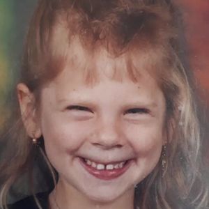 Welcher Star versteckt sich hinter diesem süßen Kinderfoto?