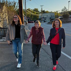 Jennifer Garner genießt Herbstspaziergang mit ihrer Familie