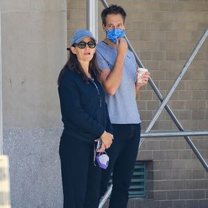 Selten: Jennifer Garner und ihr John knutschen verliebt