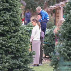 Familienausflug: Jennifer Garner und Ben kaufen Christbaum
