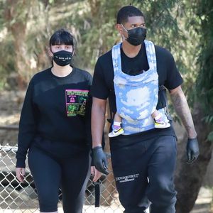 So cool trägt Sänger Usher sein Baby beim Ausflug in L.A.