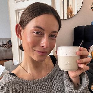 Als Neu-Mama: Jennifer Lange feiert ihren 31. Geburtstag
