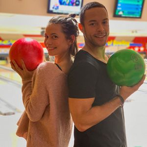 Familien-Bowling: Andrej und Jenny starten in die Feiertage