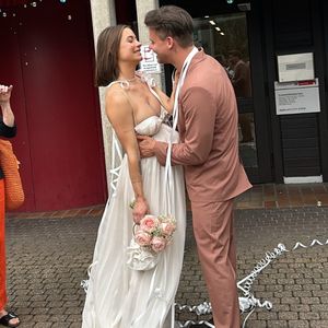 "Furchtbar": Jennifer Lange bekommt Kritik für Brautkleid
