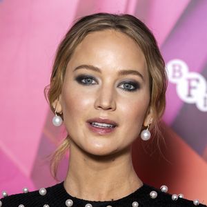 Jennifer Lawrence fühlt sich "schuldig" seit sie Mutter ist