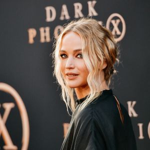 Jennifer Lawrence mietete Hotelzimmer für ihr Brautkleid!