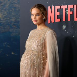 Schwangere Jennifer Lawrence strahlt auf dem roten Teppich!