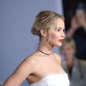Jennifer Lawrence in Todesangst!? Notlandung mit Privatjet!