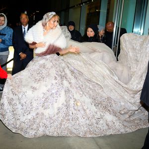 Heiraten steht ihr gut! Jennifer Lopez in Traum-Brautkleid
