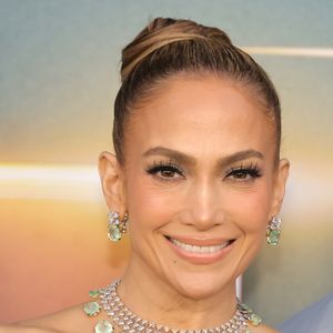 Nach Scheidung: Jennifer Lopez tanzt beim Einkaufen