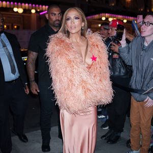 Nippelblitzer: Jennifer Lopez zeigt versehentlich zu viel