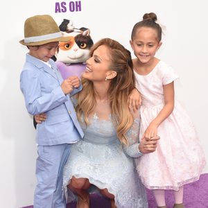 "Meine Kokosnüsse": J.Lo teilt Geburtstags-Post für Twins!