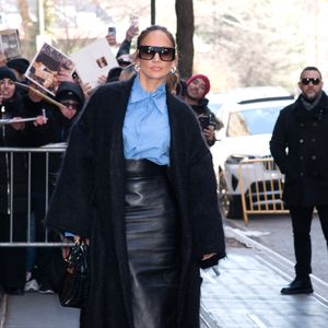 Lässiger Leder-Look: So stylish zeigt sich Jennifer Lopez
