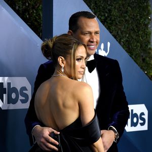 So verliebt: Jennifer Lopez und A-Rod knutschen beim Golfen