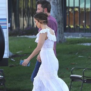 Süßer Setbesuch: Jennifer Lopez und Tochter unterstützen Ben