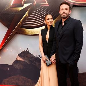 Ist Ben Affleck trotz der Trennung noch von J.Lo abhängig?