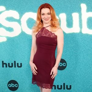 Jennifer Stone kehrt als Harper an den Waverly Place zurück