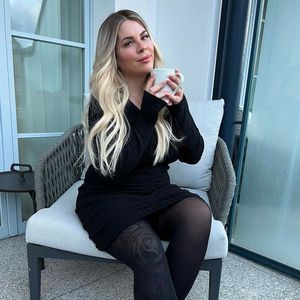 Mit After-Baby-Body: Jenny Frankhauser fühlt sich pudelwohl