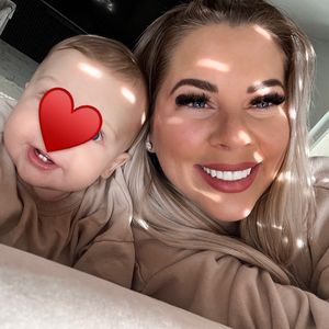 Jenny Frankhauser kann ihr Mamaglück manchmal kaum glauben!