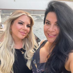 Familienzoff? Jenny Frankhauser und Iris schießen im Netz