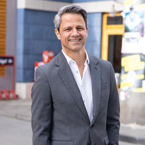 Groupie? "Unter uns"-Star Jens Hajek verpasst kein Konzert!