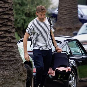 Nach Geburt seiner Tochter: Jenson Button beim Familientrip