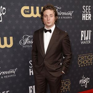 Ehe-Aus: Jeremy Allen White trägt seinen Ring nicht länger!