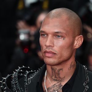 Grund für den Knast? So war die Kindheit vom Mugshot-Hottie!