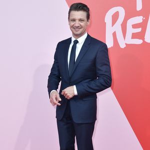 Nach Unfall: Jeremy Renner tollt mit seiner Tochter herum