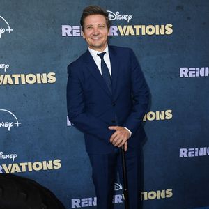 Jeremy Renner macht nach schwerem Unfall weiter Fortschritte